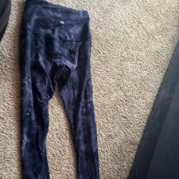 Lululemon diamond dye align size 2 25” - Picture 2 of 2